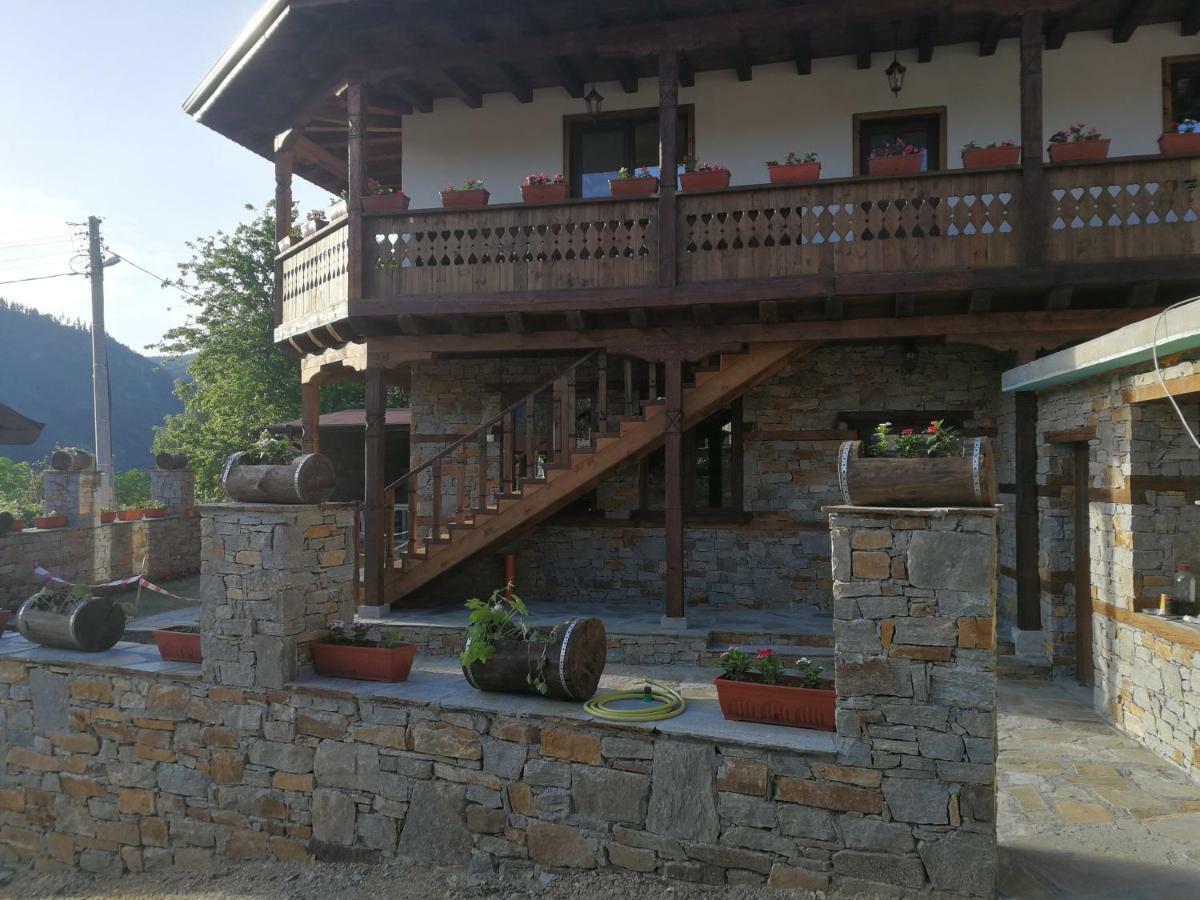 Слънчевата Къща Hotel Kovačevica Eksteriør billede