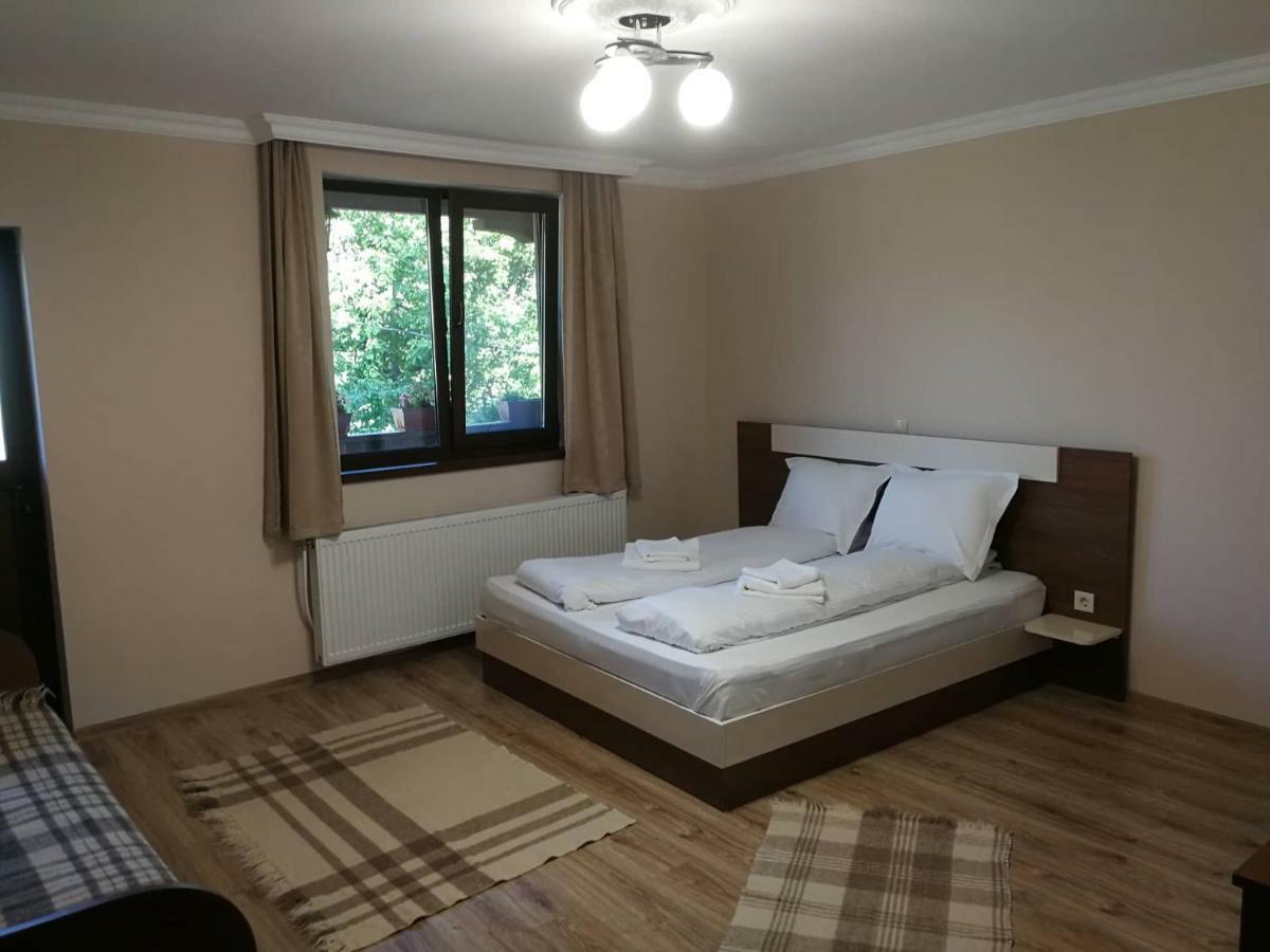 Слънчевата Къща Hotel Kovačevica Eksteriør billede